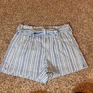 American Eagle Striped Shorts High Waisted‎ Tie Belt Stretch Size 6